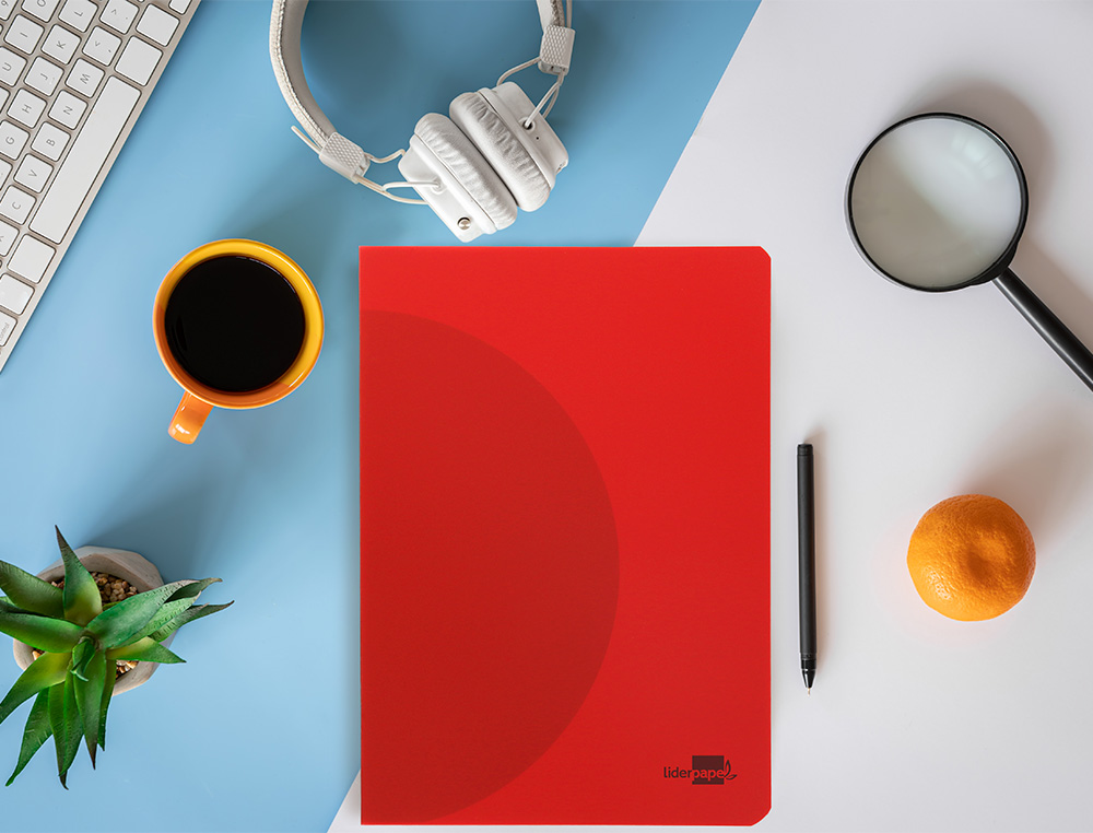 LIBRETA LIDERPAPEL 360 TAPA DE PLASTICO A4 48 HOJAS 90G/M2 LISA SIN MARGEN COLORES SURTIDOS