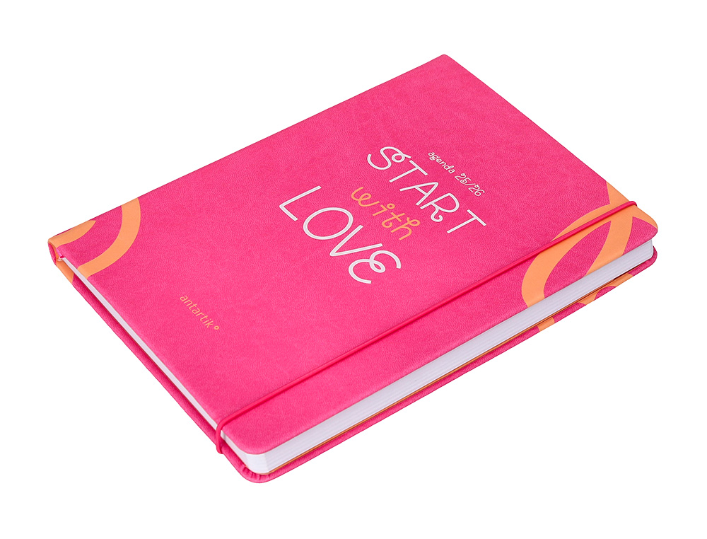 AGENDA ESCOLAR ANTARTIK 25-26 ENCUADERNADA GO! SIMIL PIEL FUCSIA SEMANA VISTA A5 BILINGE PAPEL FSC 80 GR